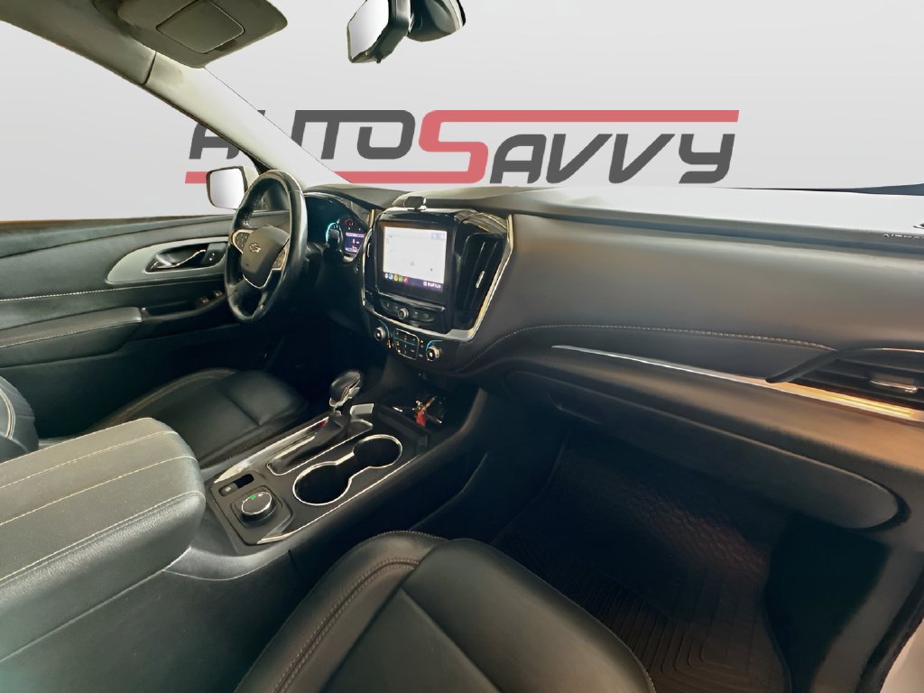 Used 2021 Chevrolet Traverse RS FWD image 31