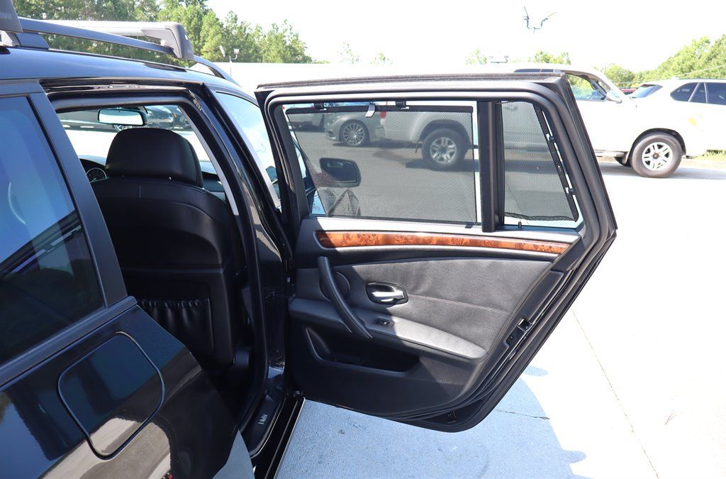 Used 2008 BMW 535xi Wagon AWD/4WD image 33