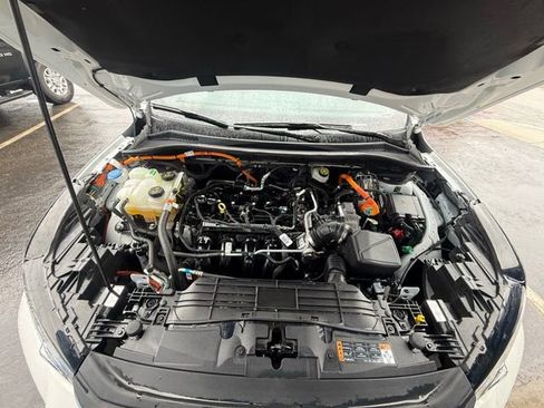 Used 2024 Ford Escape ST-Line Select w/ Tech Pack #2 image 27