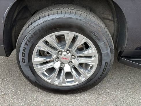 Certified 2025 GMC Yukon XL Denali image 34