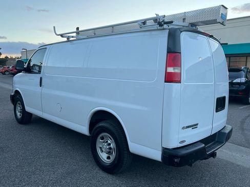 Used 2015 Chevrolet Express 3500 w/ Cold Climate Package image 5