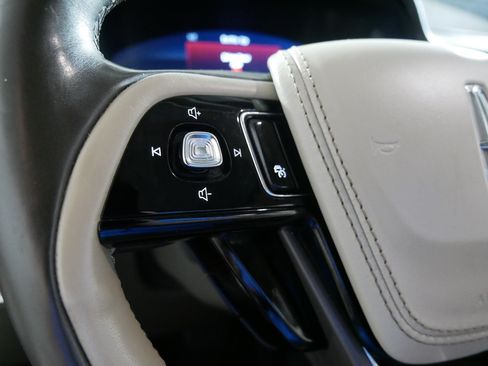 Used 2020 Lincoln Aviator Reserve w/ Equipment Group 202A AWD/4WD image 27