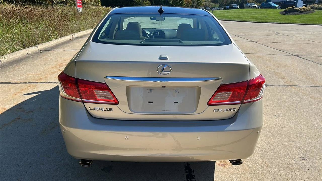 Used 2010 Lexus ES 350 FWD image 10