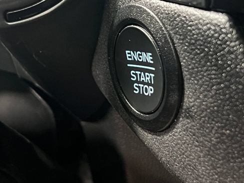 Used 2025 Ford Escape ST-Line AWD/4WD image 33