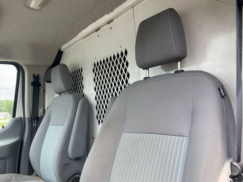 Used 2018 Ford Transit 250 148 Low Roof RWD image 20