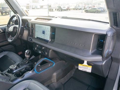 Used 2024 Ford Bronco Black Diamond image 37