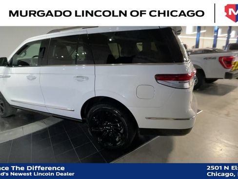 Used 2024 Lincoln Navigator Reserve AWD/4WD image 6