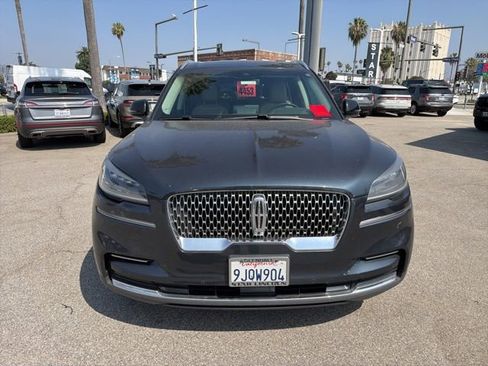 Used 2023 Lincoln Aviator Reserve RWD image 2