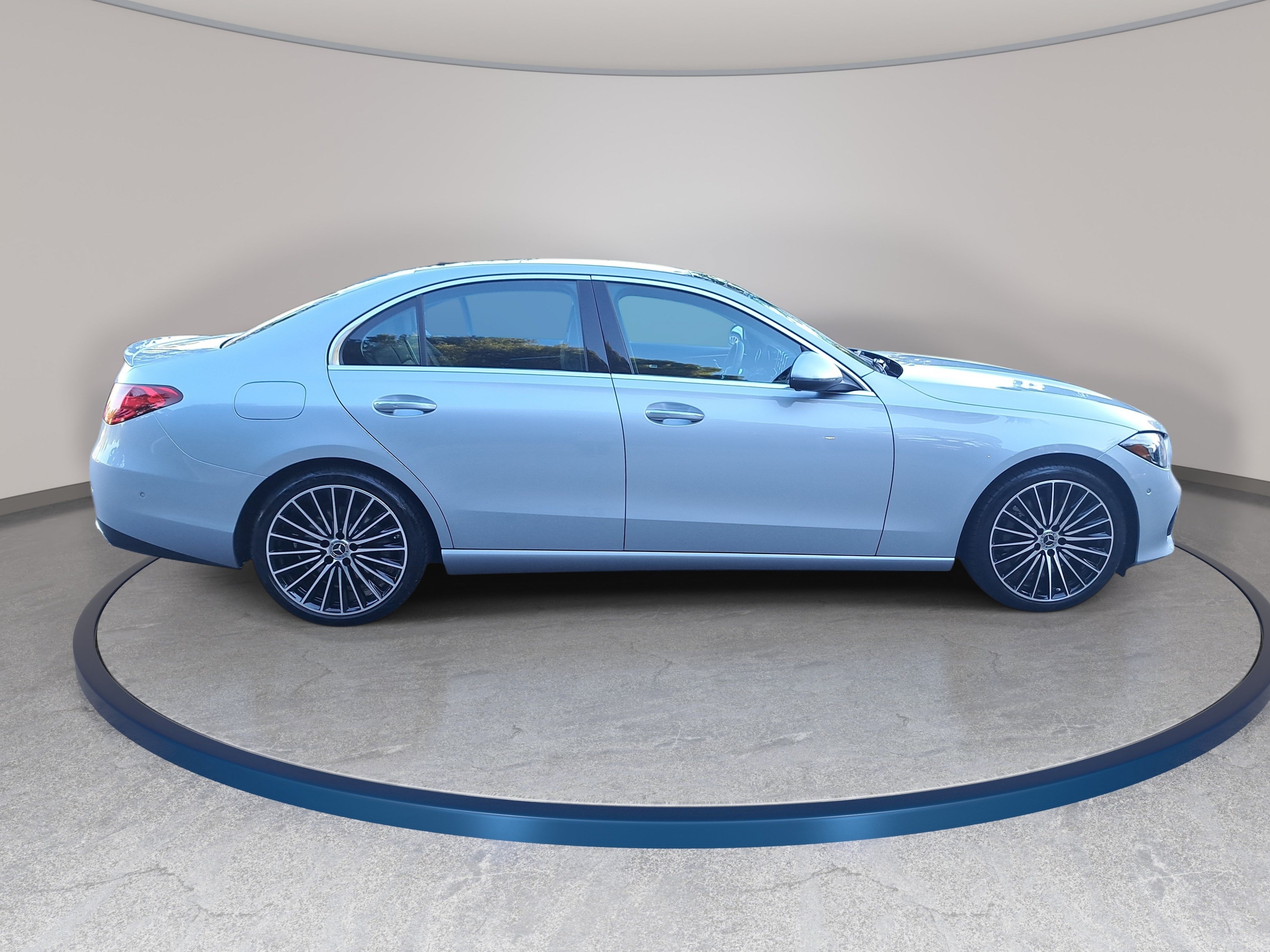 Used 2026 Mercedes-Benz C 300 Sedan image 5