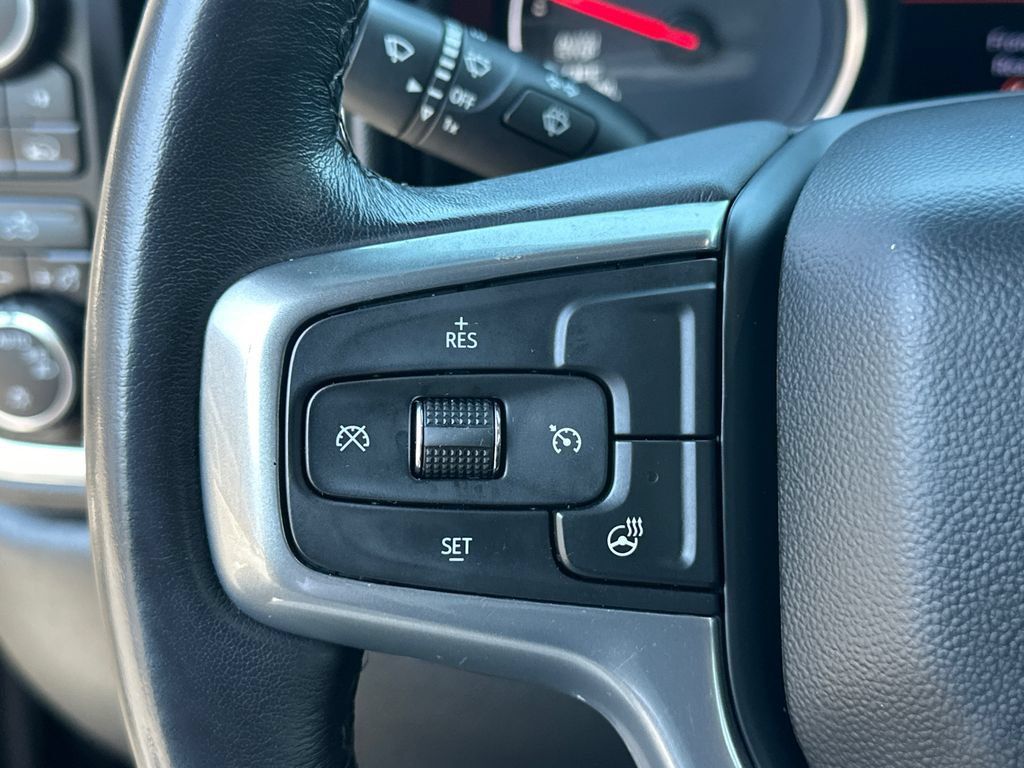 Used 2022 Chevrolet Silverado 1500 LT w/ Bed Protection Package AWD/4WD image 25