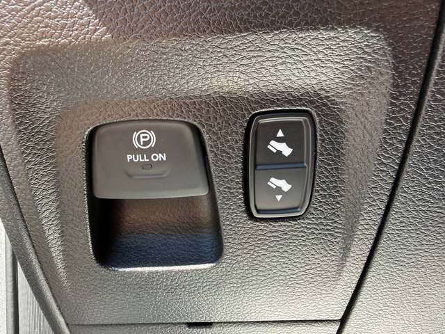 Used 2021 RAM 1500 Limited AWD/4WD image 18