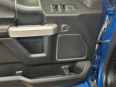 Used 2018 Ford F150 Lariat w/ Equipment Group 502A Luxury AWD/4WD image 22