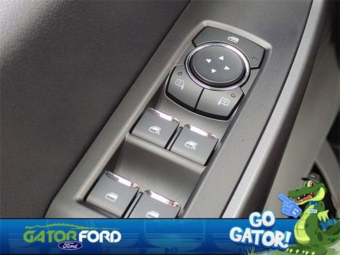 Used 2025 Ford F350 XLT image 27