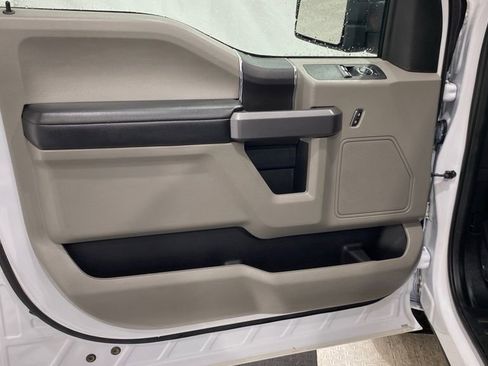 Used 2019 Ford F150 XLT image 18