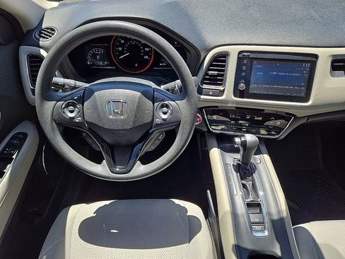 Used 2021 Honda HR-V EX image 17