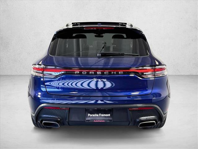 Certified 2026 Porsche Macan AWD/4WD image 10