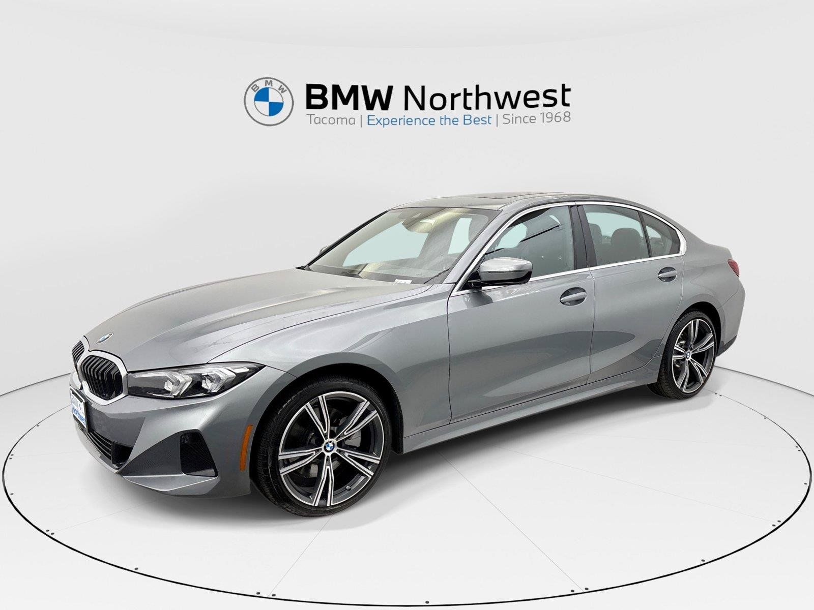Used 2024 BMW 330i xDrive Sedan w/ Convenience Package AWD/4WD image 1