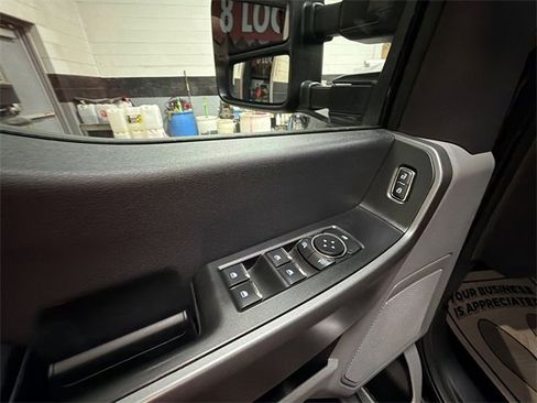 Used 2025 Ford F250 XLT image 13