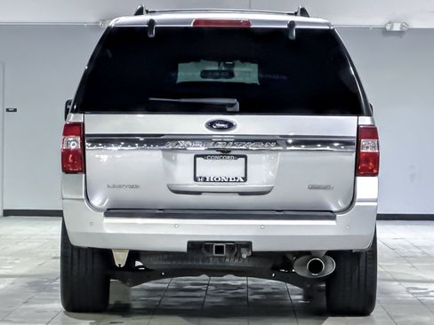 Used 2016 Ford Expedition Limited image 9