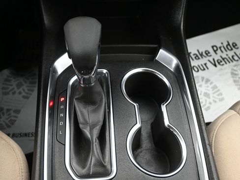 Used 2023 Chevrolet Traverse LS w/ Safety Package image 18