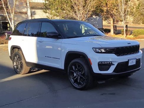 New 2025 Jeep Grand Cherokee Limited image 3