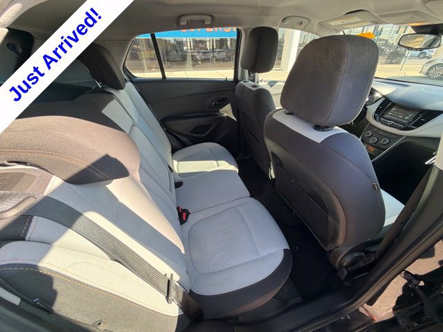 Used 2017 Chevrolet Trax LS FWD image 26