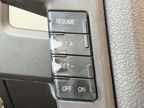 Used 2010 Ford F150 XLT image 15