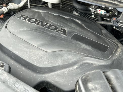 Used 2024 Honda Passport Black Edition image 29