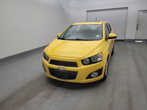 Used 2015 Chevrolet Sonic LT w/ LT Promotional Package FWD image 15