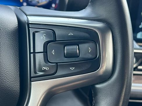 Used 2024 Chevrolet Silverado 1500 LT AWD/4WD image 25