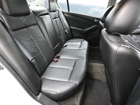 Used 2012 Nissan Altima 3.5 SR w/ Sport Pkg image 37