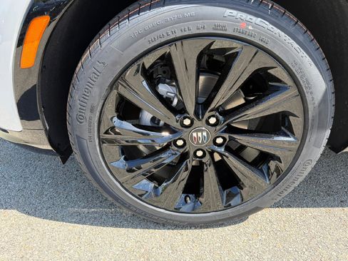 New 2026 Buick Envista Sport Touring w/ Convenience I Package FWD image 9
