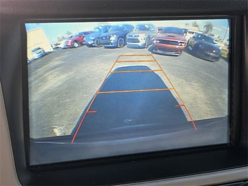 Used 2017 GMC Yukon SLT w/ Open Road Package image 23