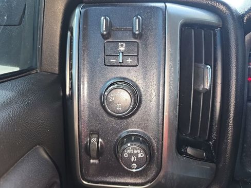 Used 2019 Chevrolet Silverado 1500 LT w/ All Star Edition AWD/4WD image 21