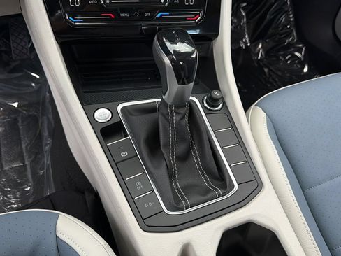 New 2026 Volkswagen Jetta SE FWD image 26