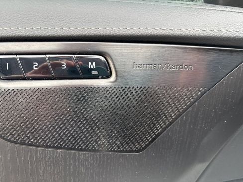 Certified 2023 Volvo XC90 B6 Ultimate w/ Protection Package Premier image 19