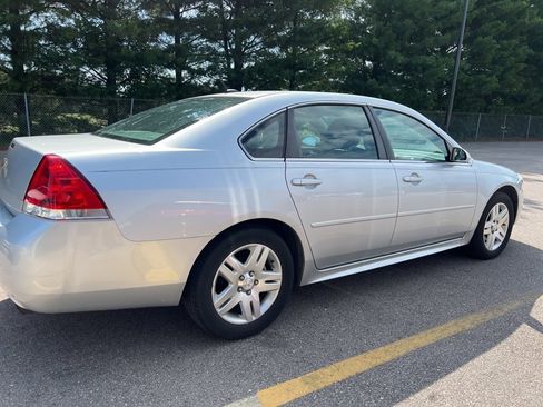Used 2013 Chevrolet Impala LT w/ LT Sunroof Package image 5