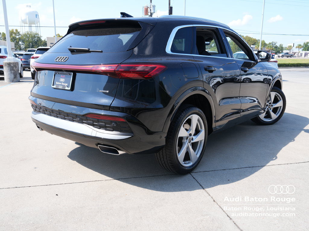 Used 2025 Audi Q5 Premium Plus w/ Premium Plus AWD/4WD image 5