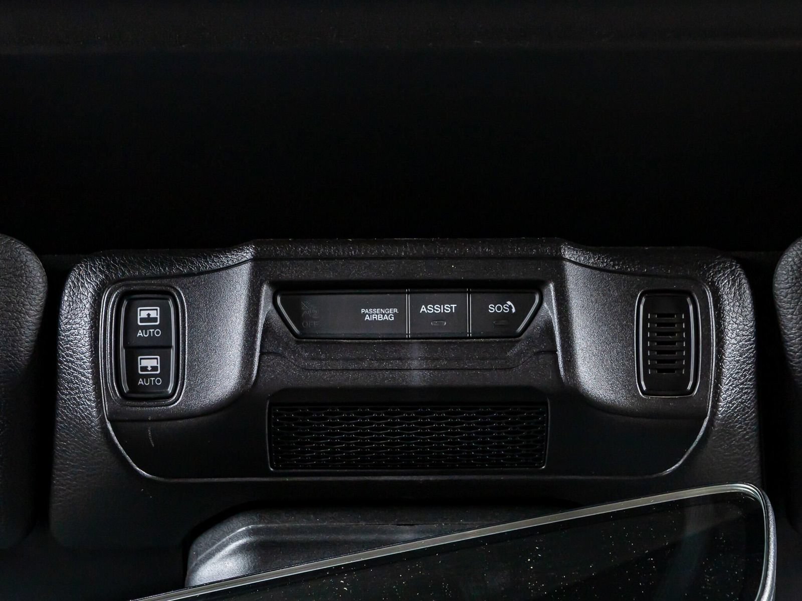 Used 2024 Jeep Wrangler Unlimited Rubicon AWD/4WD image 25