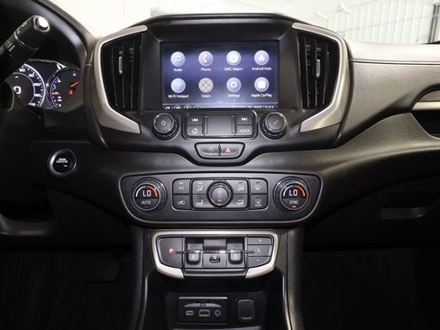 Used 2023 GMC Terrain Denali AWD/4WD image 16