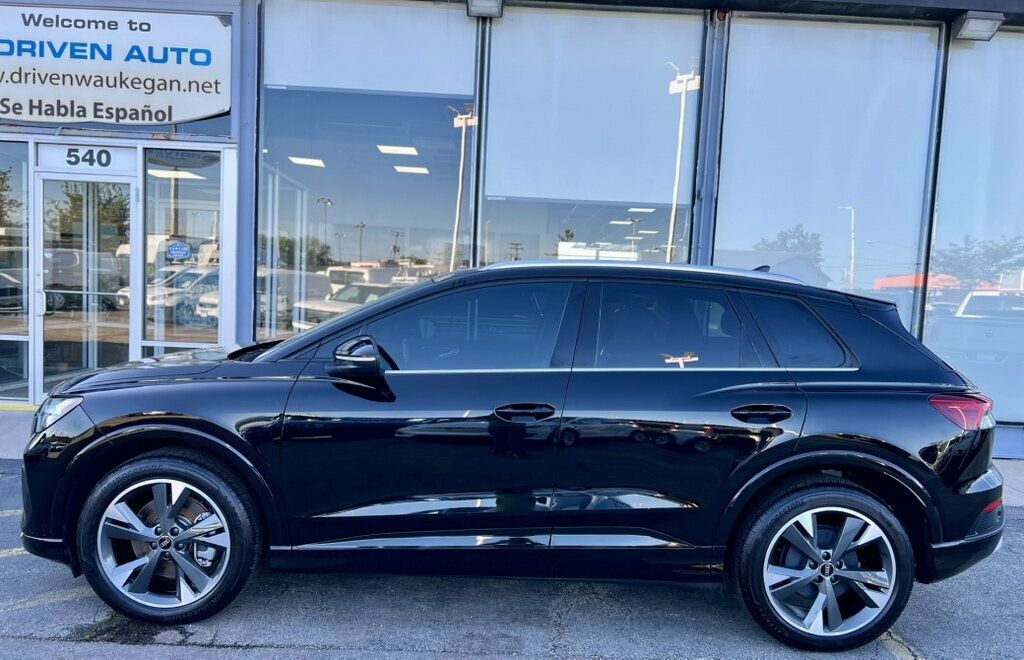 Used 2022 Audi Q4 e-tron Premium Plus w/ Premium Plus AWD/4WD image 29
