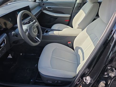 Used 2024 Hyundai Sonata SEL FWD image 17