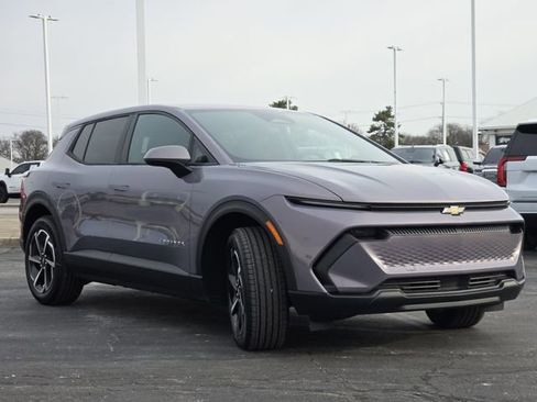 Certified 2026 Chevrolet Equinox EV LT image 14