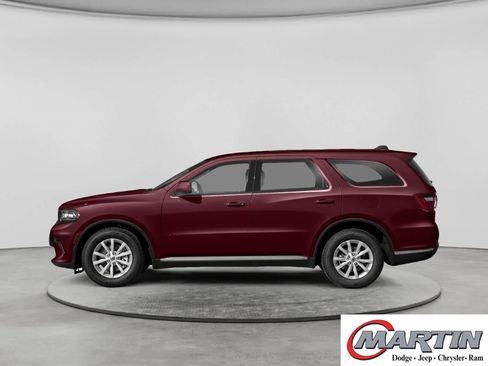 Used 2022 Dodge Durango R/T w/ Blacktop Package AWD/4WD image 3