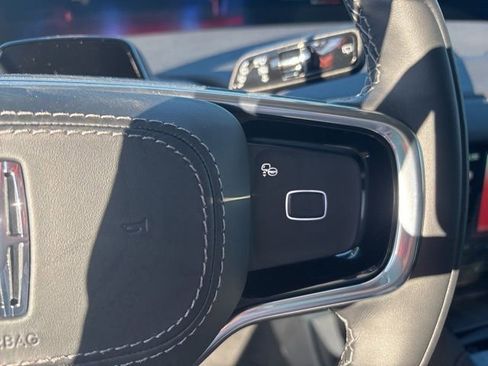 New 2026 Lincoln Navigator Reserve image 22