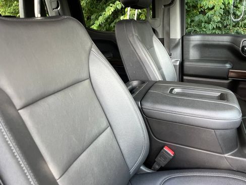 Used 2021 Chevrolet Silverado 1500 LT Trail Boss w/ Convenience Package II AWD/4WD image 61