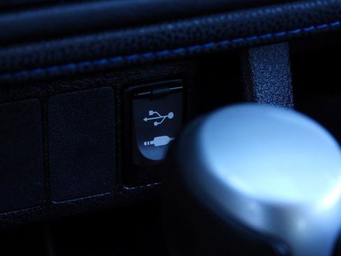 Used 2017 Toyota Corolla SE image 54