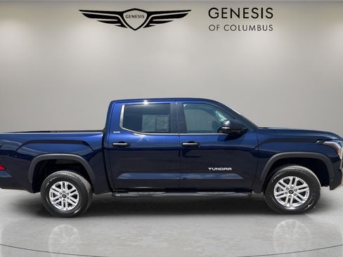 Used 2023 Toyota Tundra SR5 w/ SR5 Convenience Package AWD/4WD image 5