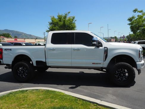 Used 2024 Ford F350 Platinum image 6