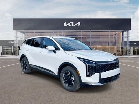 New 2026 Kia Sportage LX FWD image 2